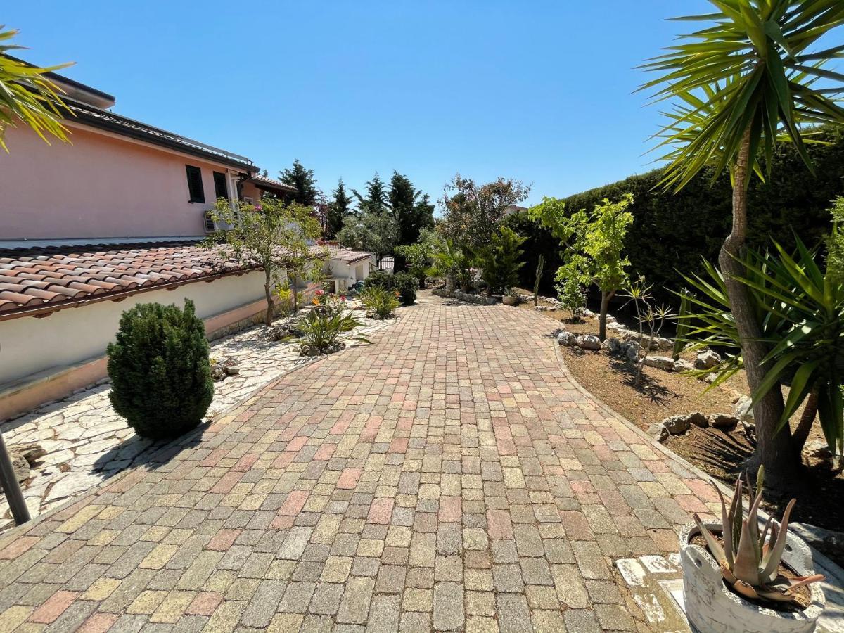 Villa Arenella Vieste Exterior foto